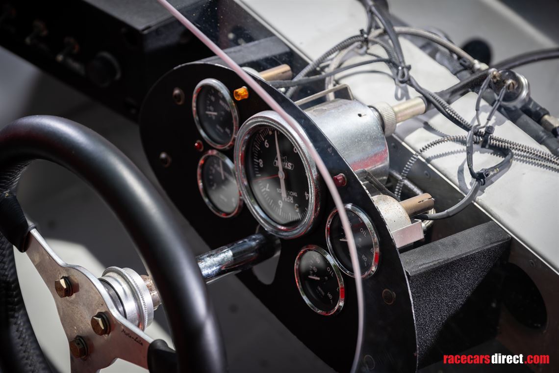 1966-lola-t70-mk-ii-spyder