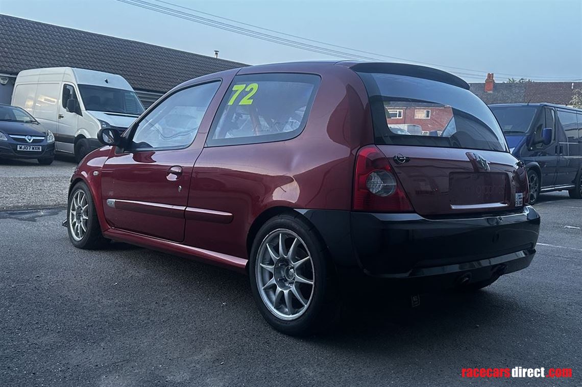 clio-172-race-car