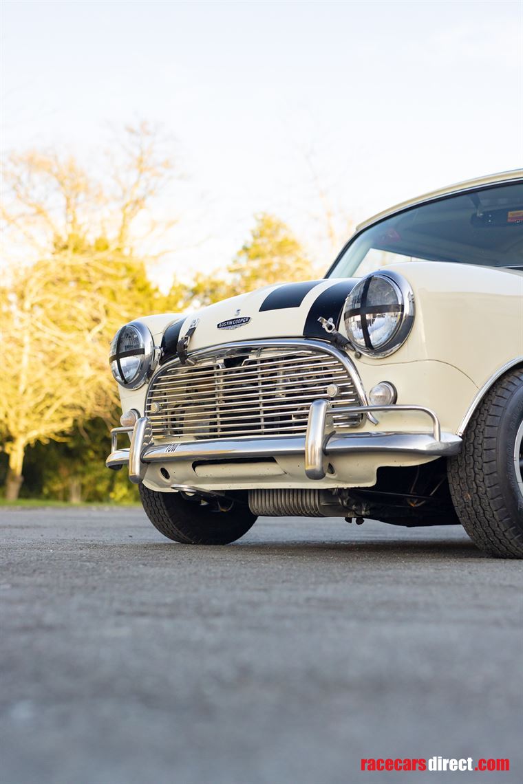 austin-cooper-s---fia-race-car