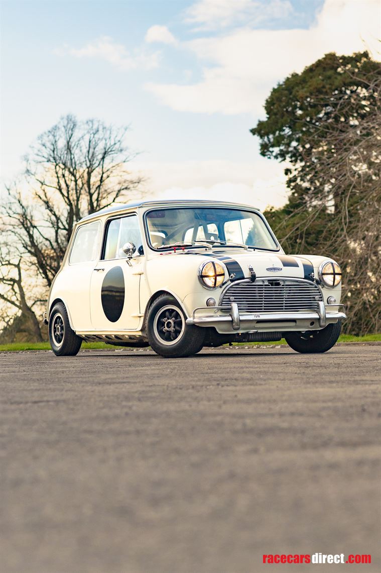 austin-cooper-s---fia-race-car