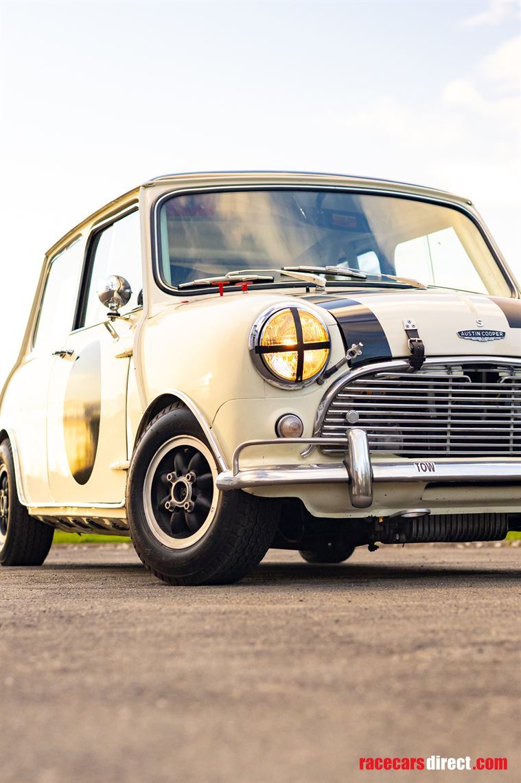 austin-cooper-s---fia-race-car