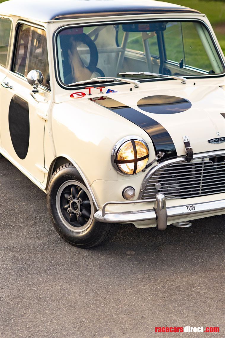 austin-cooper-s---fia-race-car