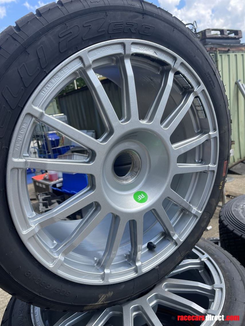 aston-martin-gt3-wheels