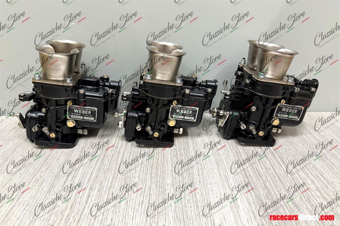 3-velocity-stacks-carburetors-weber-ferrari-d