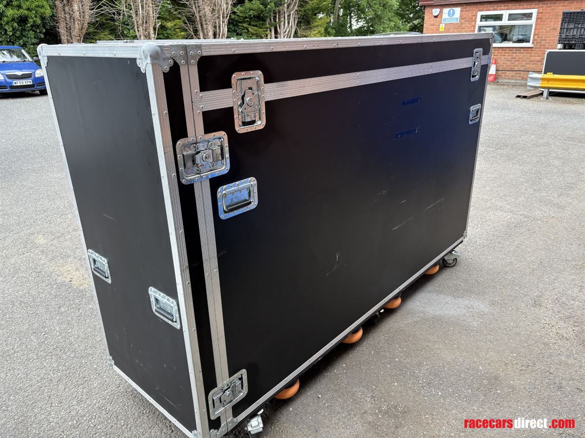 Racecarsdirect.com - Various Flight Cases