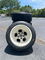 porsche-944-turbo-cup-magnesium-wheel-collect