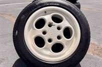 porsche-944-turbo-cup-magnesium-wheel-collect