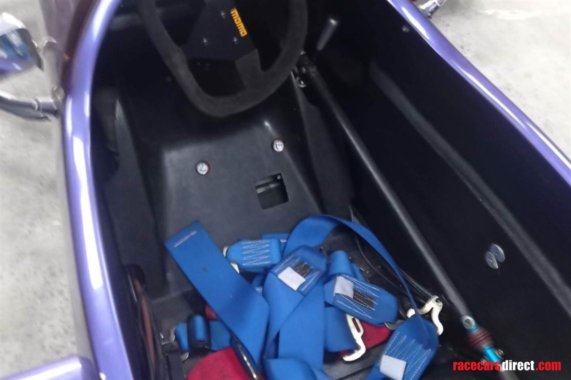 reynard-89d-rolling-chassis