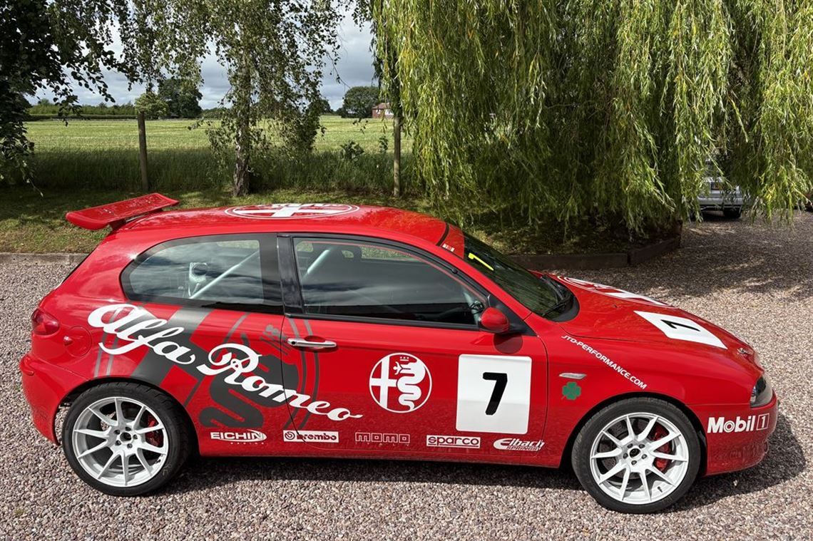 alfa-147-19-jtd-cup-racing-saloon