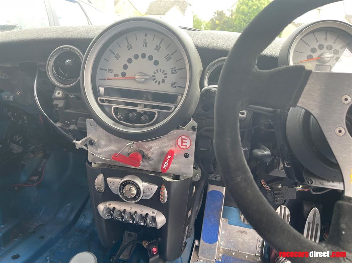 Racecarsdirect.com - Mini Cooper S R56 Race ready and well sorted.