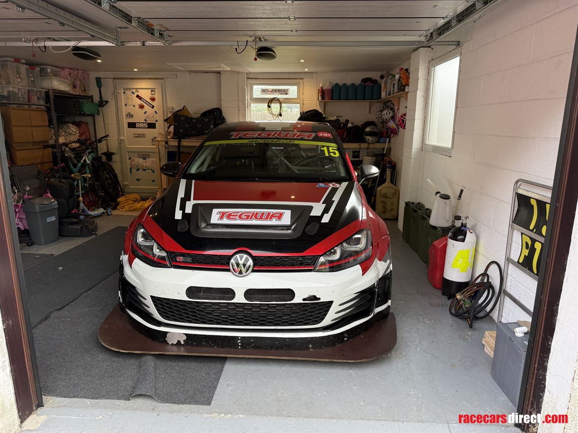 mk7-golf-gti-club-enduroroadsports---px-funcu