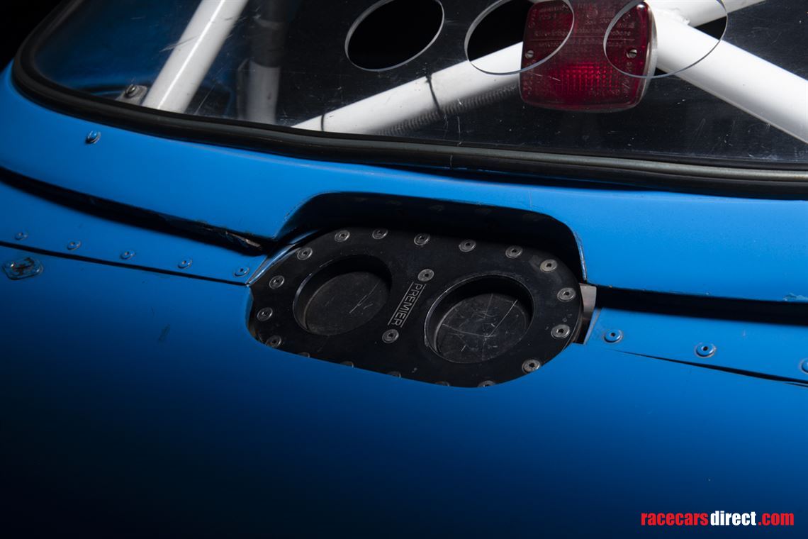 morgan-plus-8-gtr-big-blue