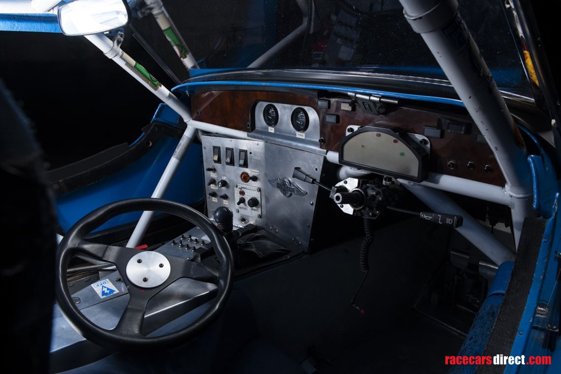 morgan-plus-8-gtr-big-blue