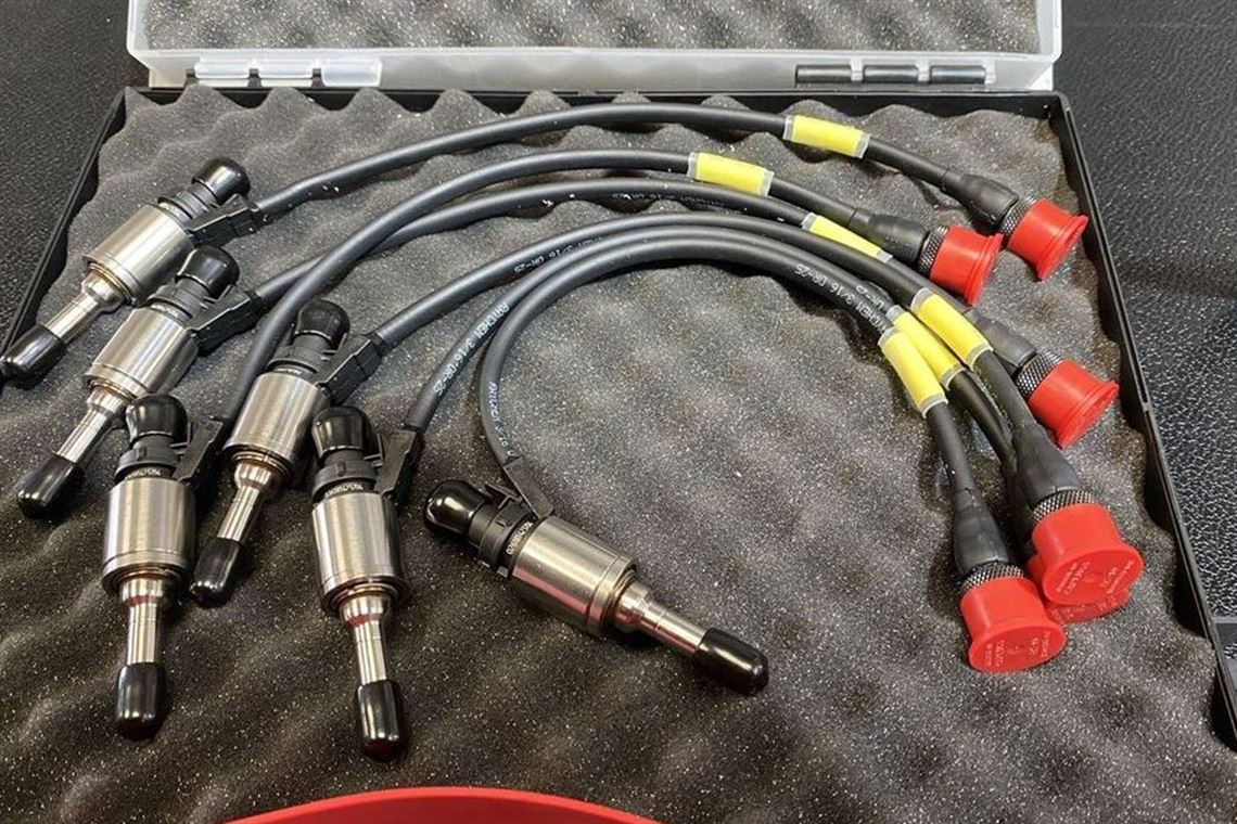 bosch-injectors-wtcc-cruze