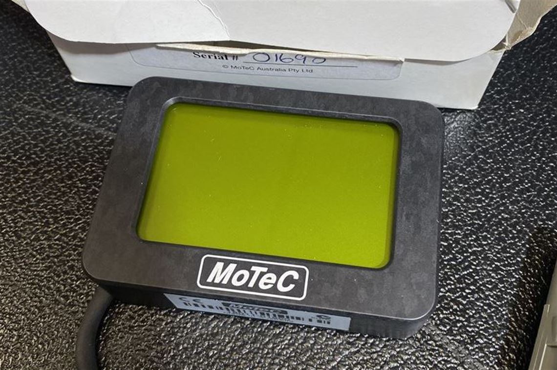 motec-mini-dash