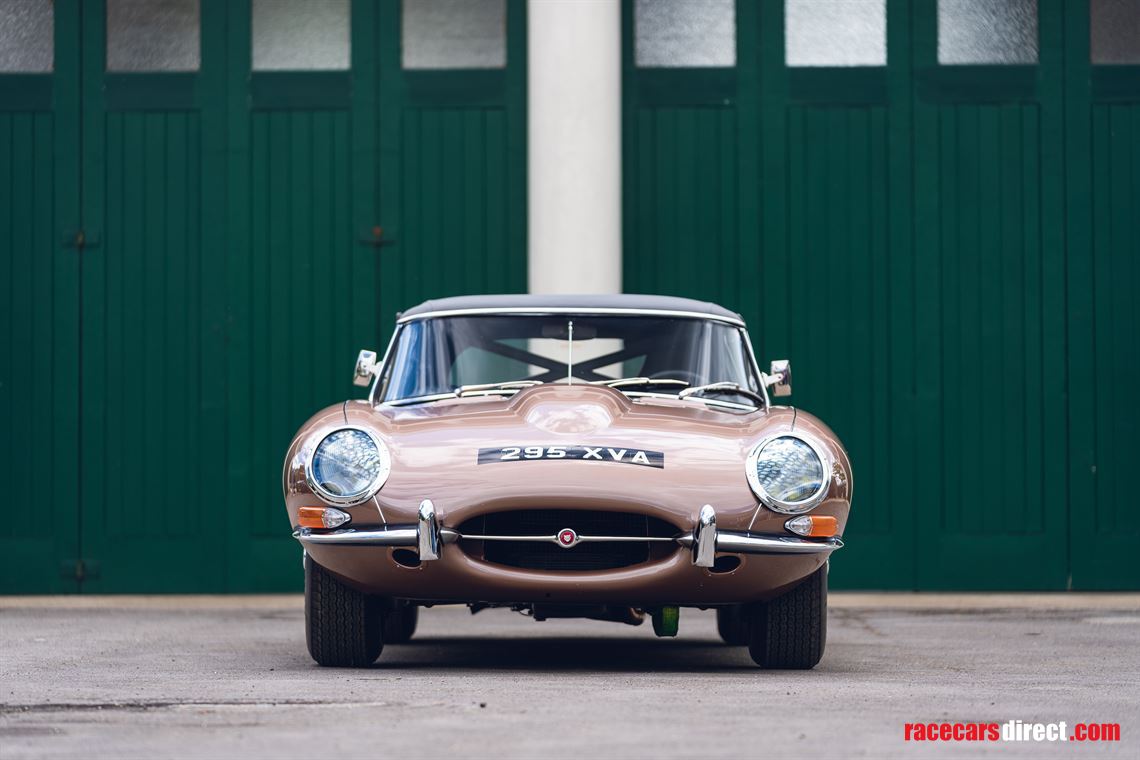 1961-jaguar-e-type-roadster