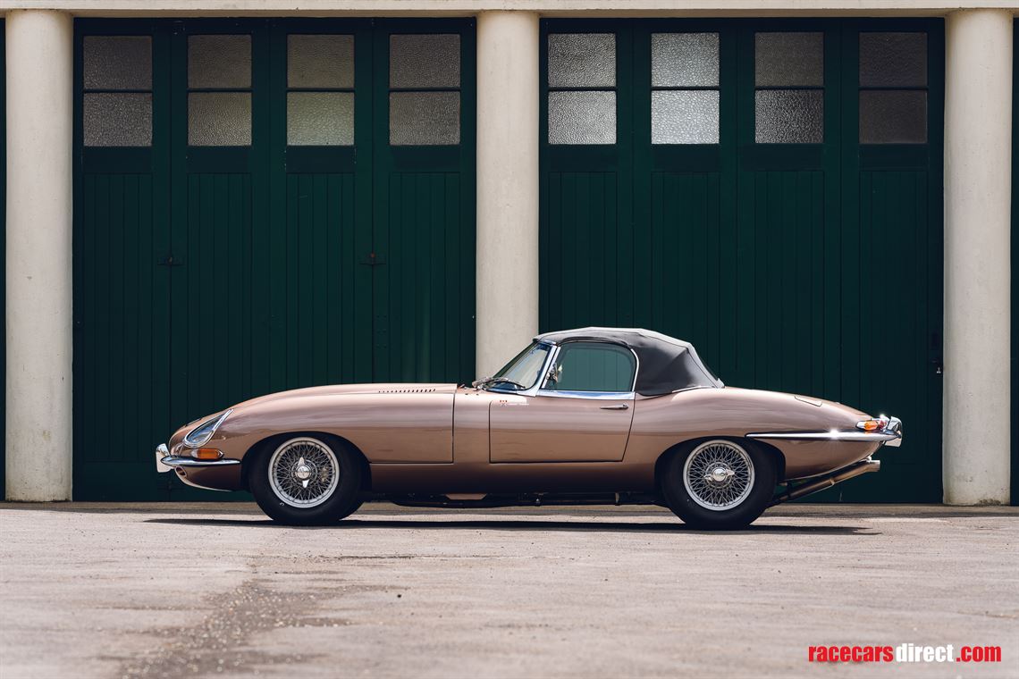 1961-jaguar-e-type-roadster
