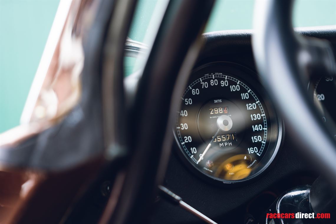 1961-jaguar-e-type-roadster