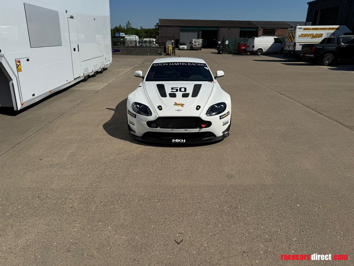 Racecarsdirect.com - 2016 Aston Martin Vantage GT4 – R15-106
