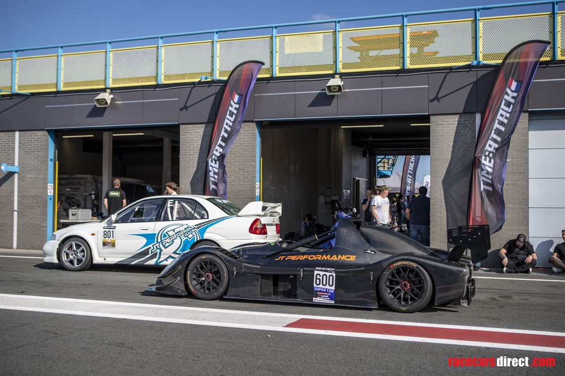 radical-sr3-rs---full-carbon-body