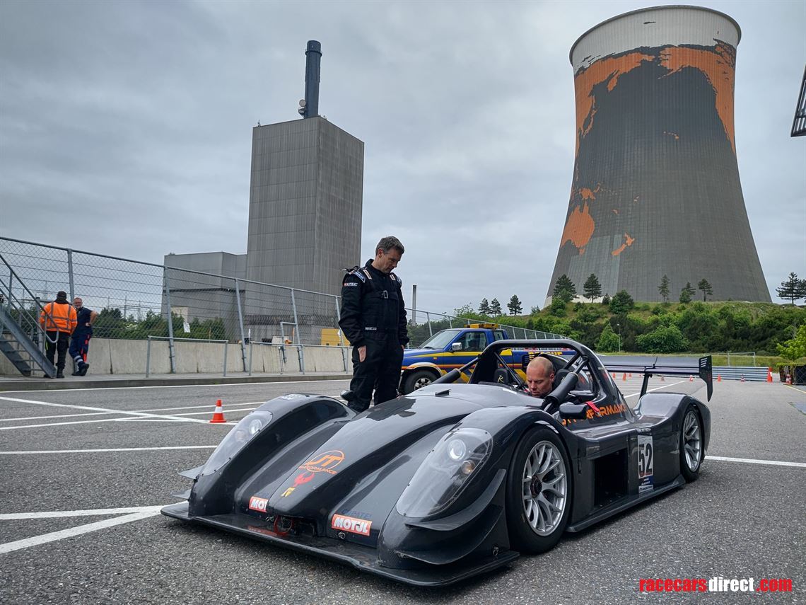 radical-sr3-rs---full-carbon-body