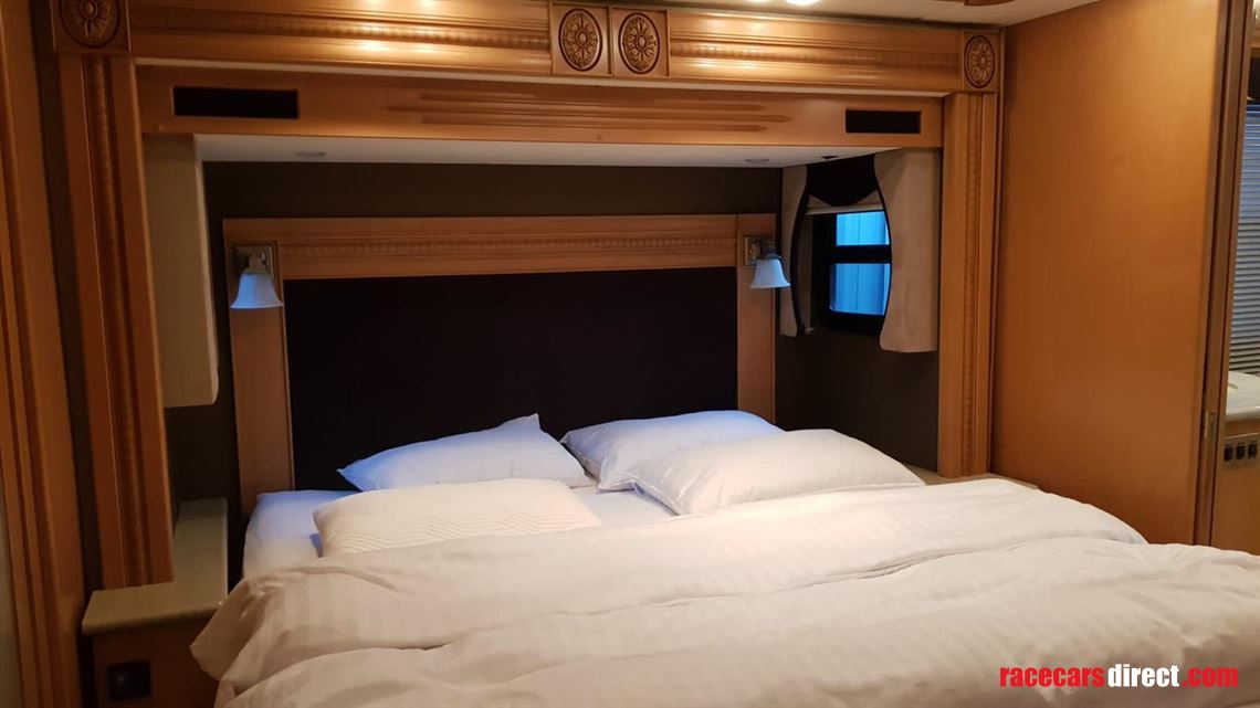 2011-american-coach-revolution---6-berth