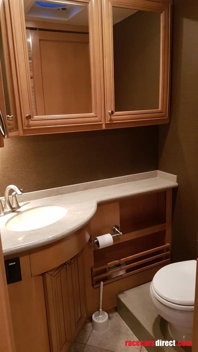 2011-american-coach-revolution---6-berth