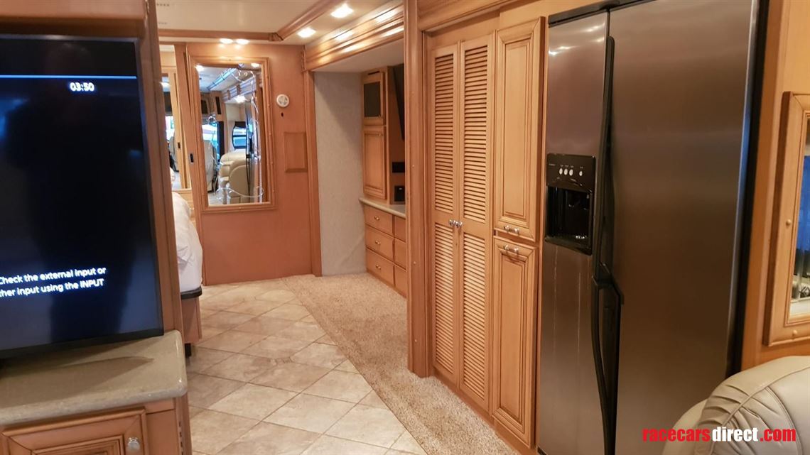 2011-american-coach-revolution---6-berth