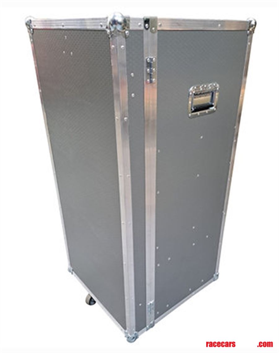 driver-racewear-flight-case