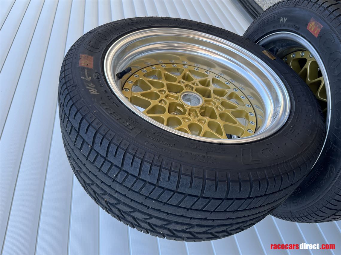 6-wheels-ford-escort-capri-6-jantes