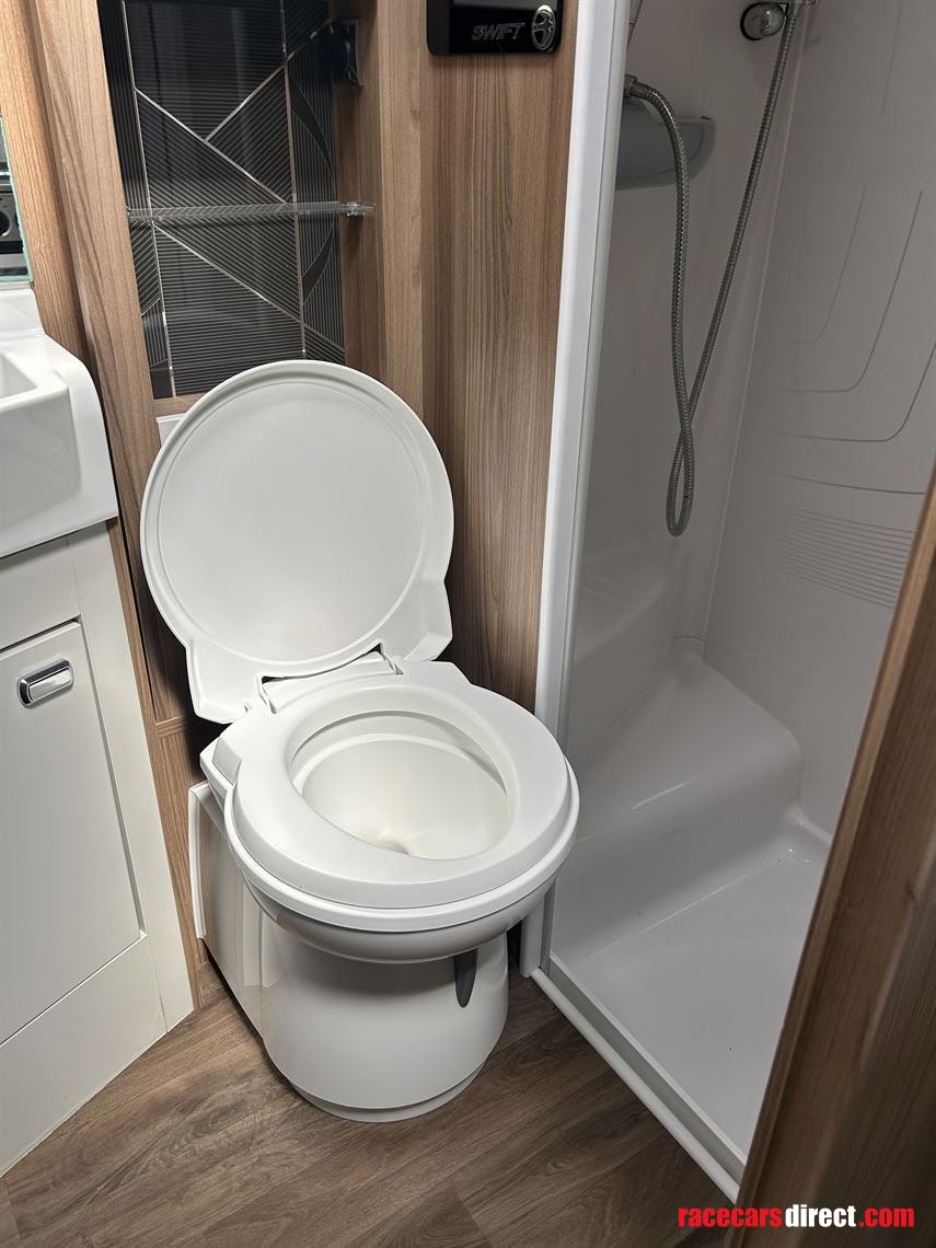 swift-kon-tiki-649-motorhome