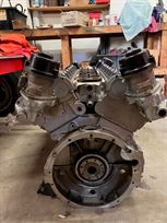 ferrari-365-gtb4-daytona-engine