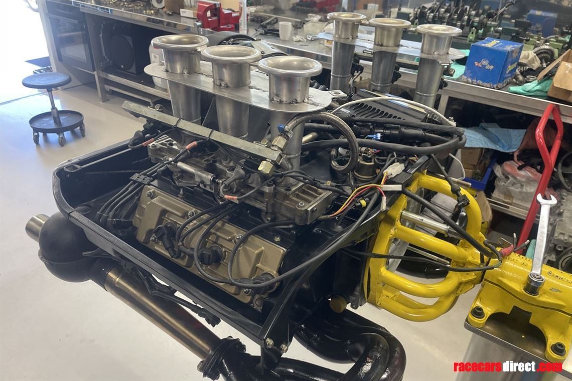 Racecarsdirect.com - Porsche 964 RSR Engine 3,9l 257,85 kW (391 hp)