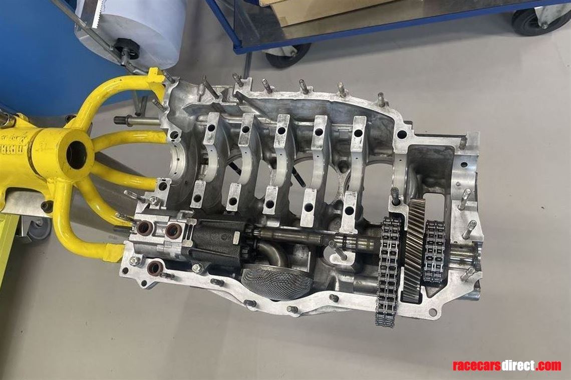 Racecarsdirect.com - Porsche 964 RSR Engine 3,9l 257,85 kW (391 hp)