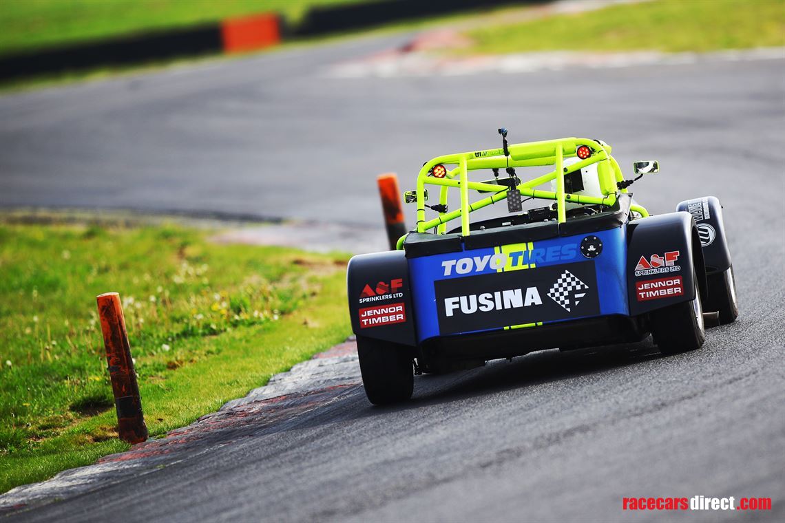 caterham-310r-race-car