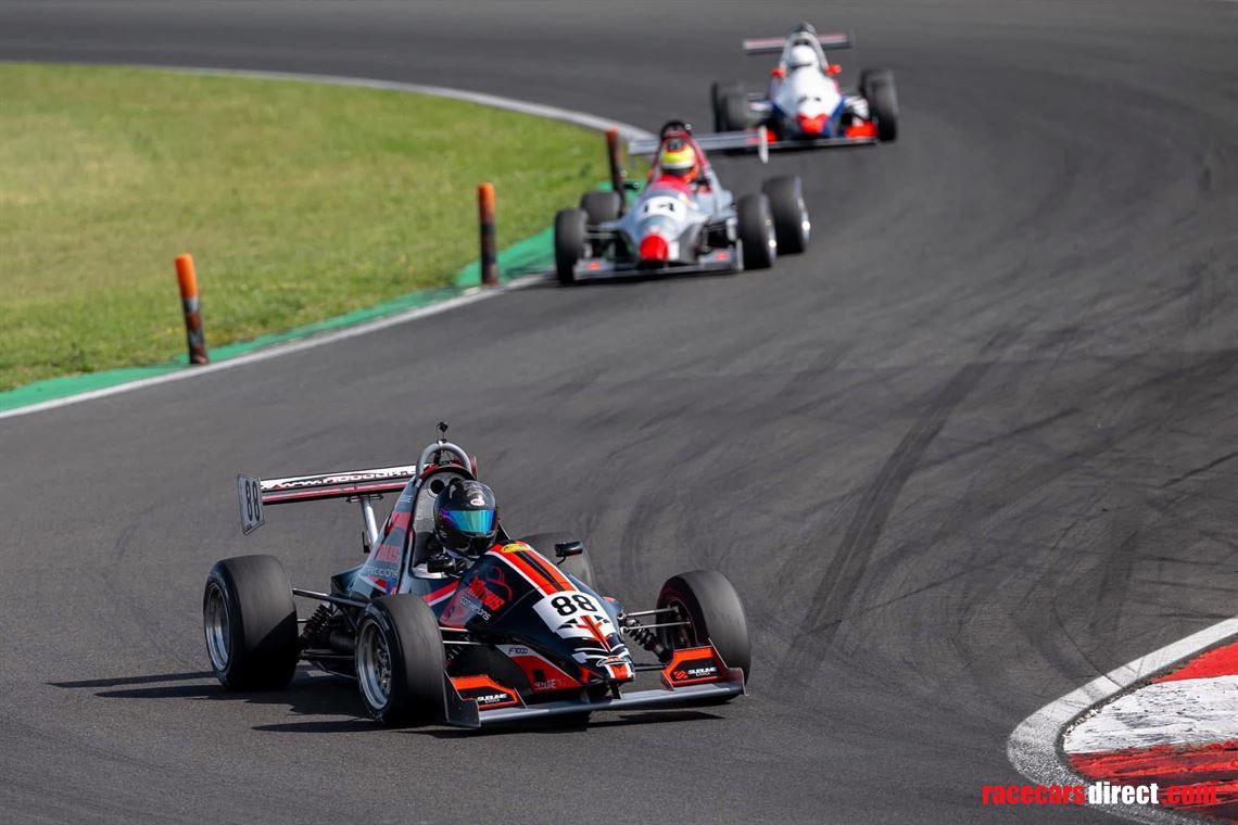 top-spec-mk7-jedi-f1000---race-ready-and-full