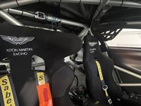 aston-martin-n24-gt4-very-rare-manual-gearbox