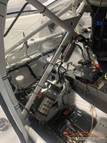 porsche-9912-gt3r-w-many-spares