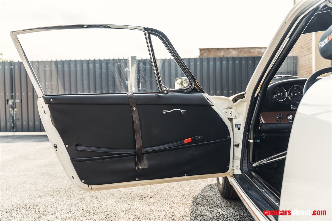 porsche-911-20l-cup-car