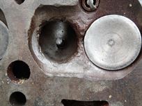 holbay-ford-crossflow-race-head-damagedrepair