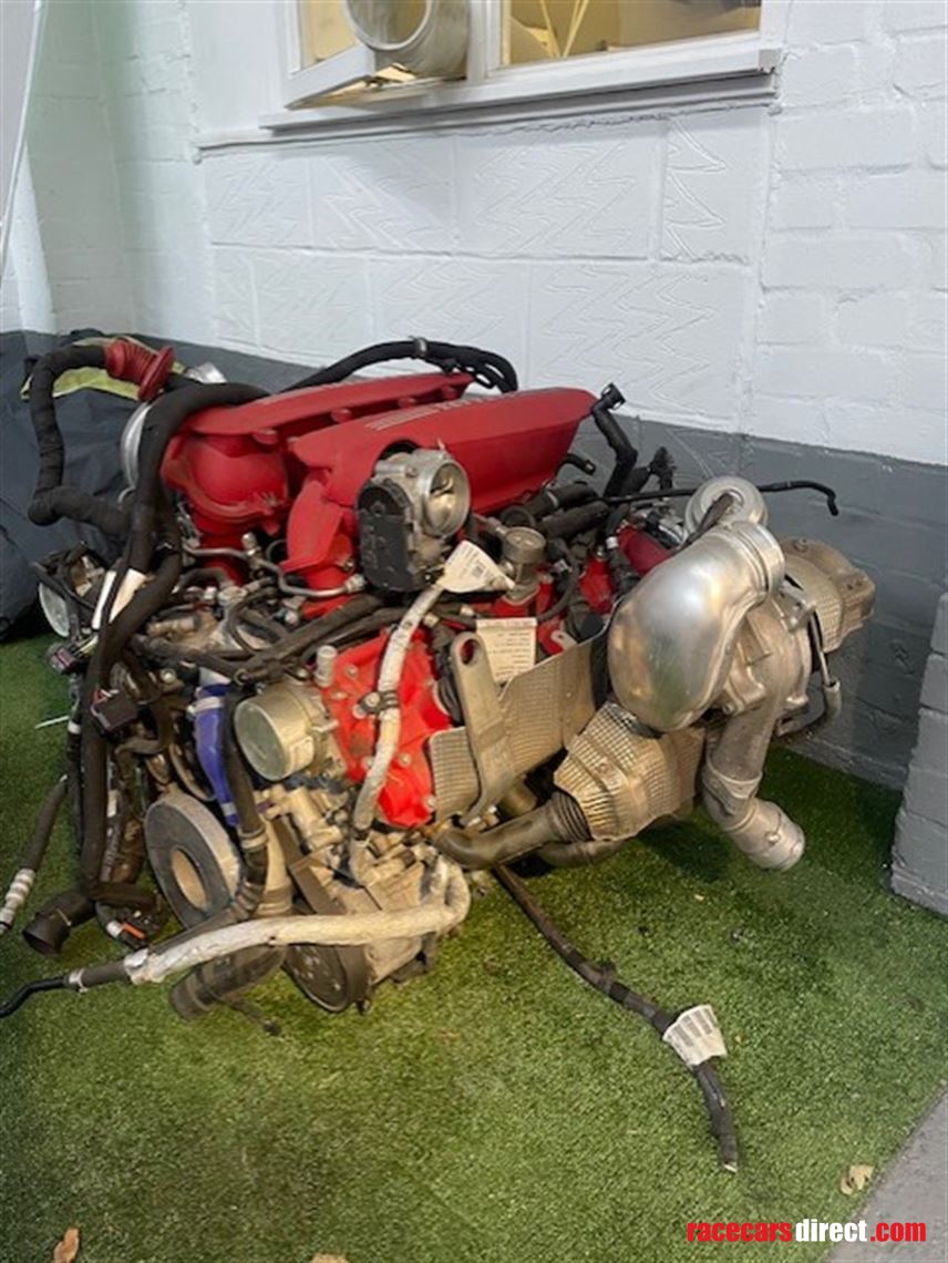 ferrari-488-f154-engine