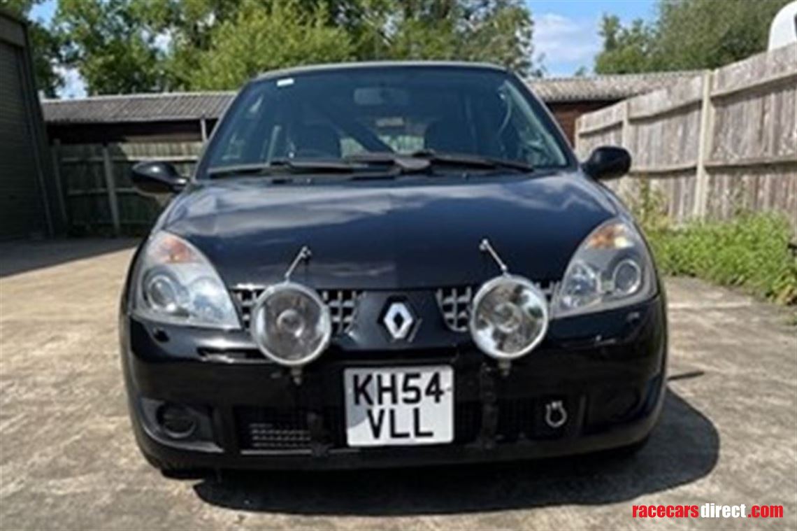 renault-clio-182---road-rally-car