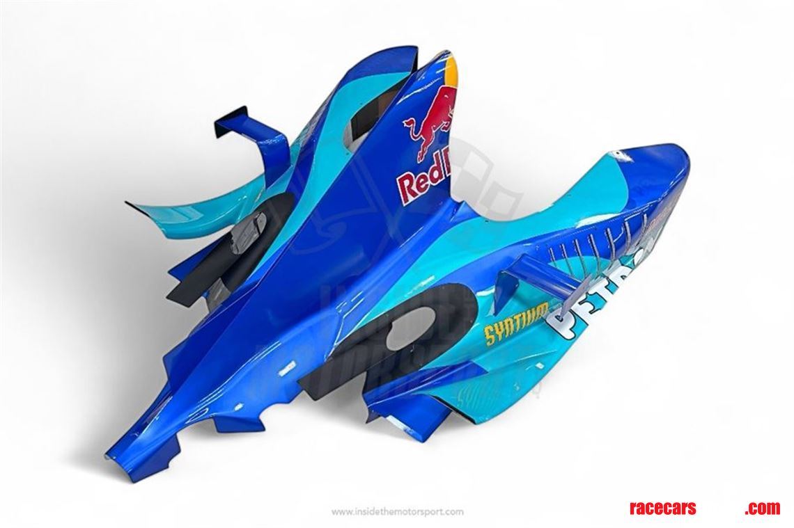 carbon-engine-cover-sauber-c22-f1---2003