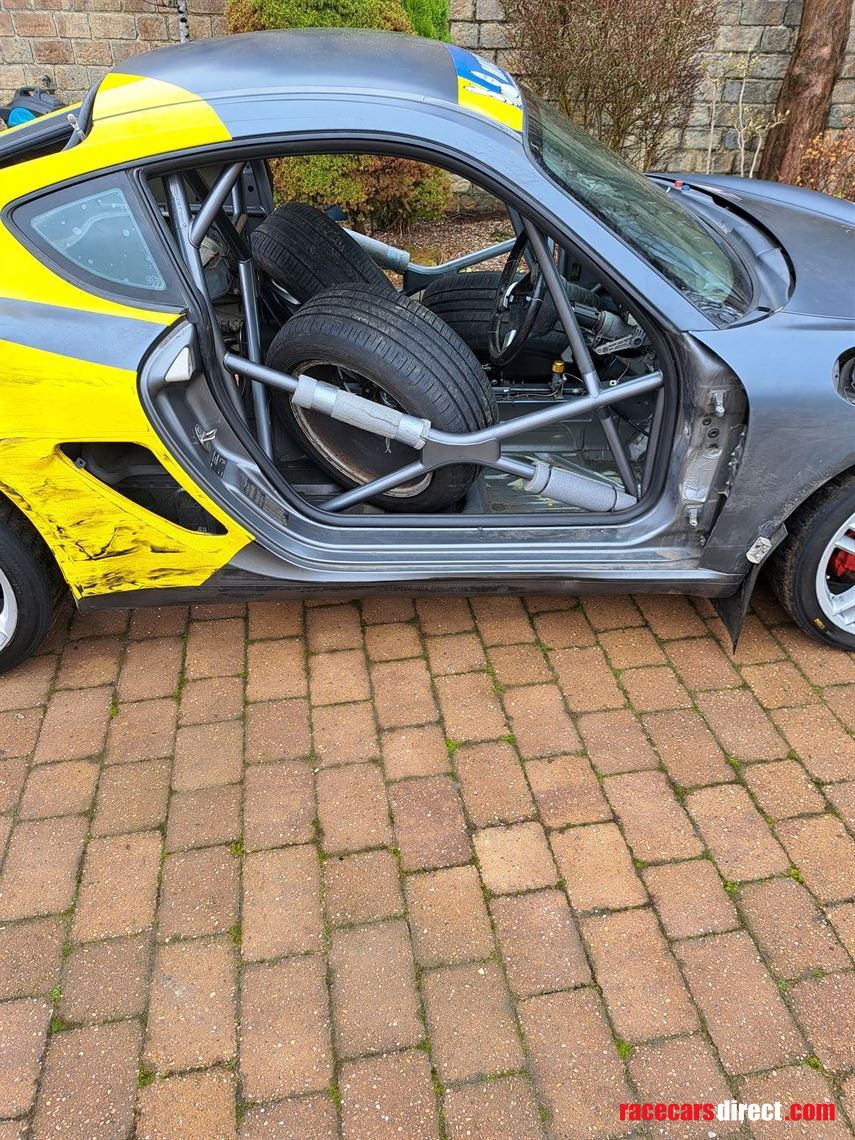 Racecarsdirect.com - Porsche Cayman 987.2 Rolling Shell
