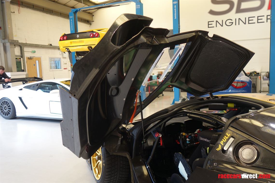 2020-mclaren-720s-gt3