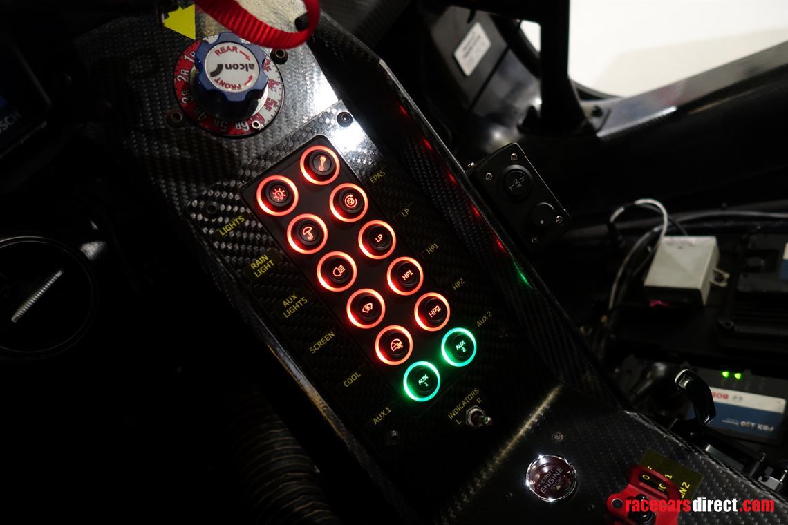 2020-mclaren-720s-gt3