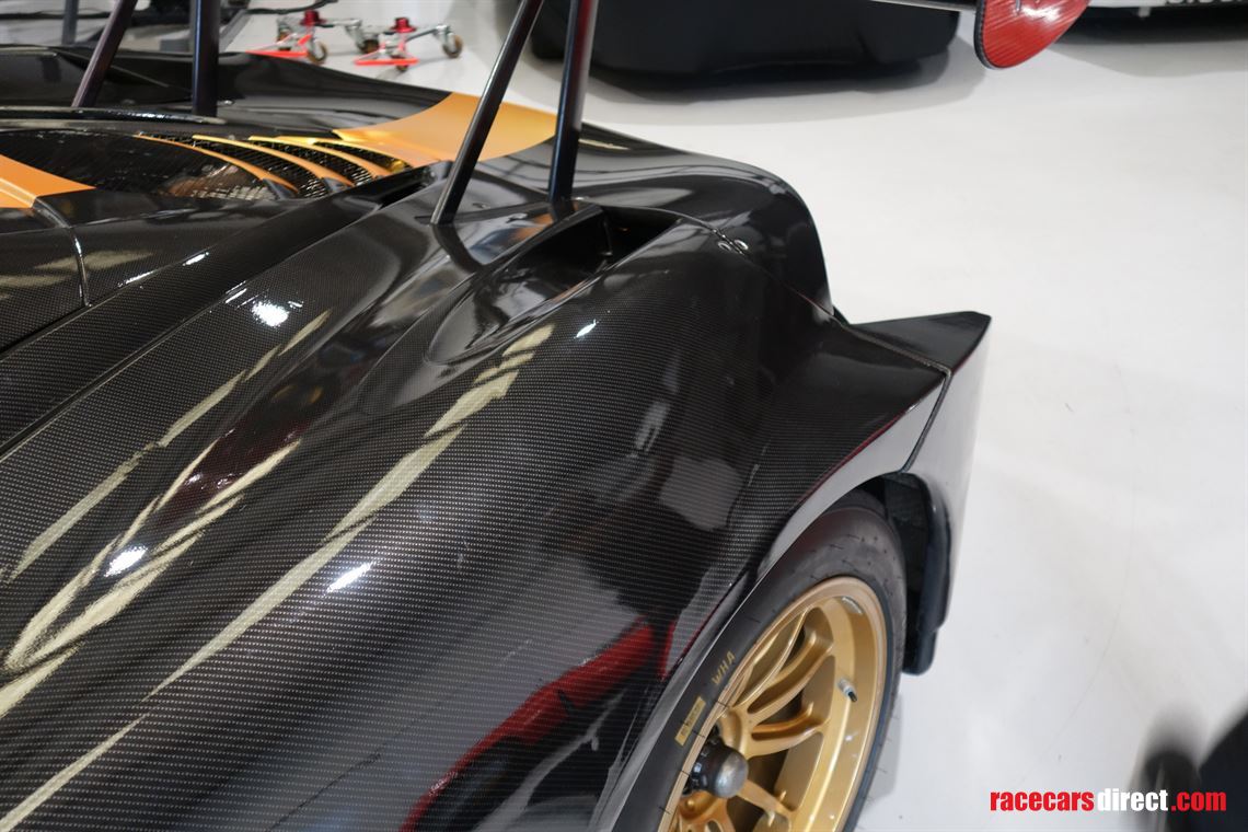 2020-mclaren-720s-gt3