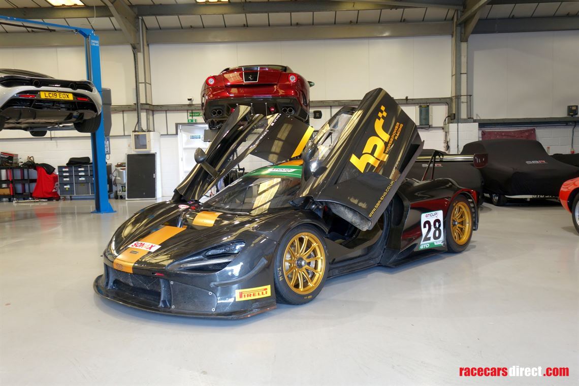 2020-mclaren-720s-gt3