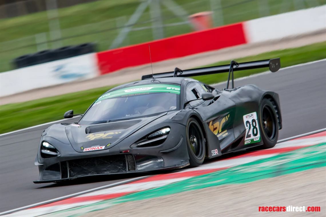 2020-mclaren-720s-gt3