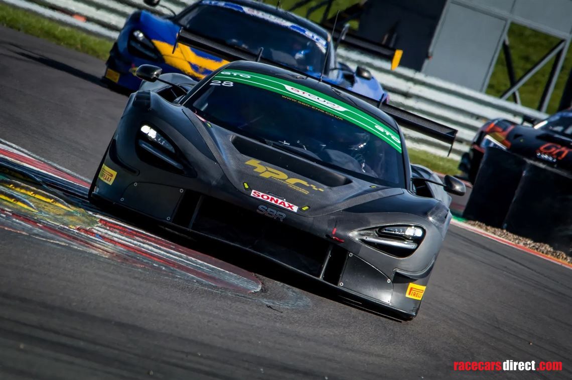 2020-mclaren-720s-gt3